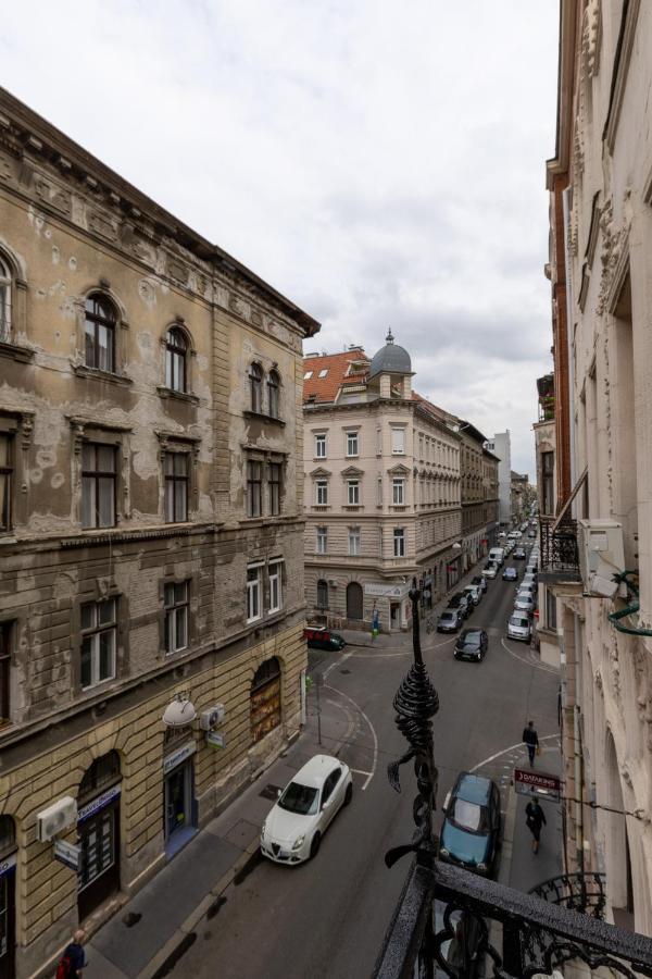 Csengery Deluxe Home With Balcony Budapest Exterior foto